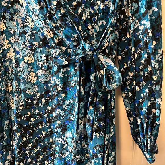 Calvin Klein Blue Floral Wrap Midi Dress - Picture 2 of 7